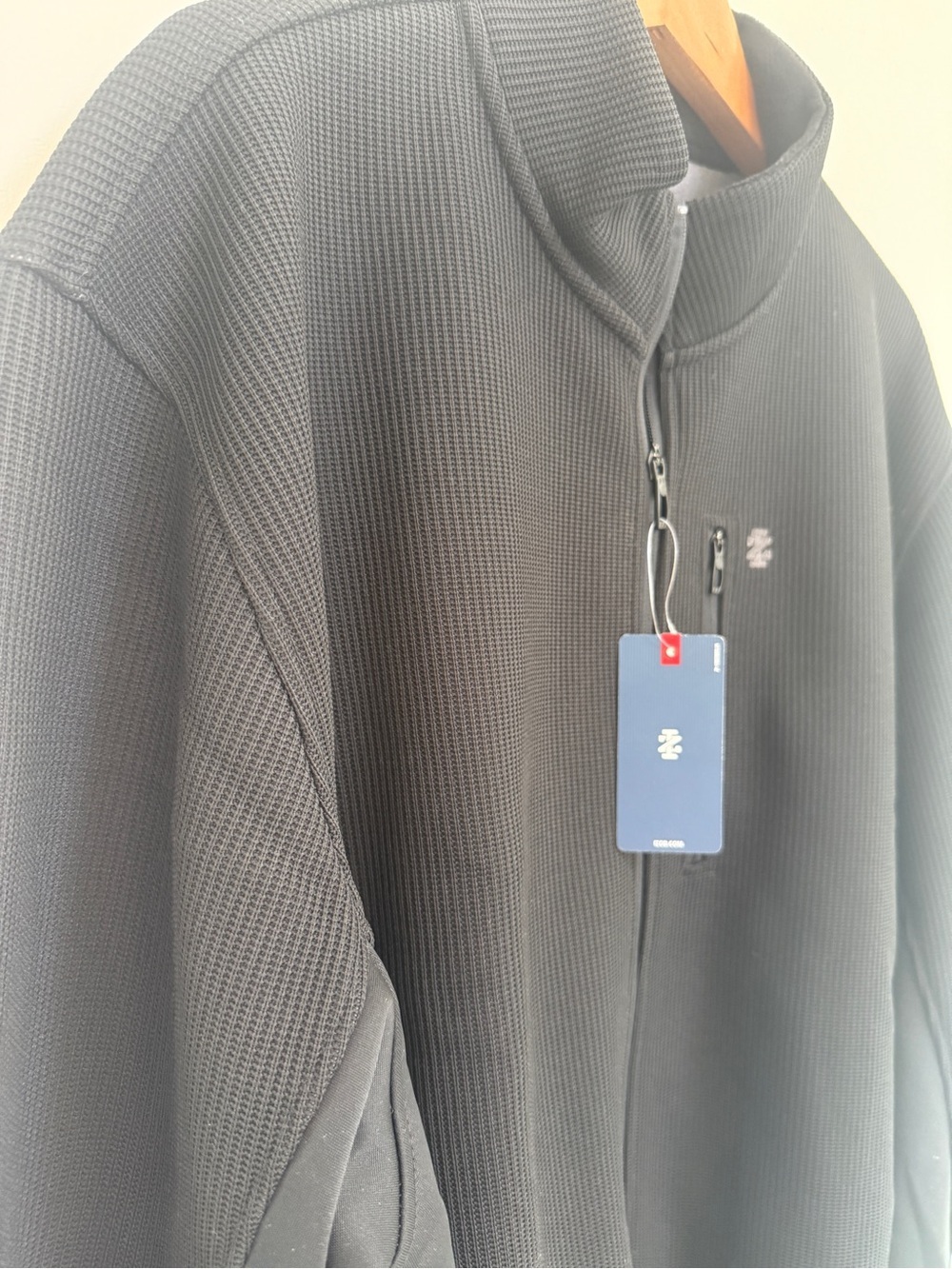 NWT IZOD Golf Full Zip Black Full-Zip Jacket New with tags - Picture 3 of 4